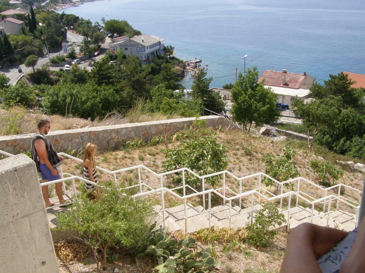 Apartman Mimoz Senj  Zewnętrze zdjęcie